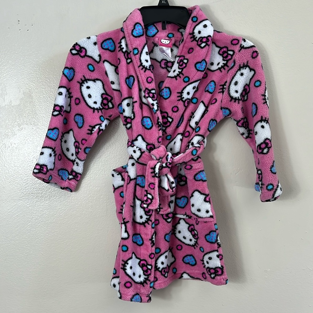 Hello Kitty pink robe kids size 6